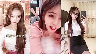very cute asian college sweeping likes webcam her juicy pussy to dudes